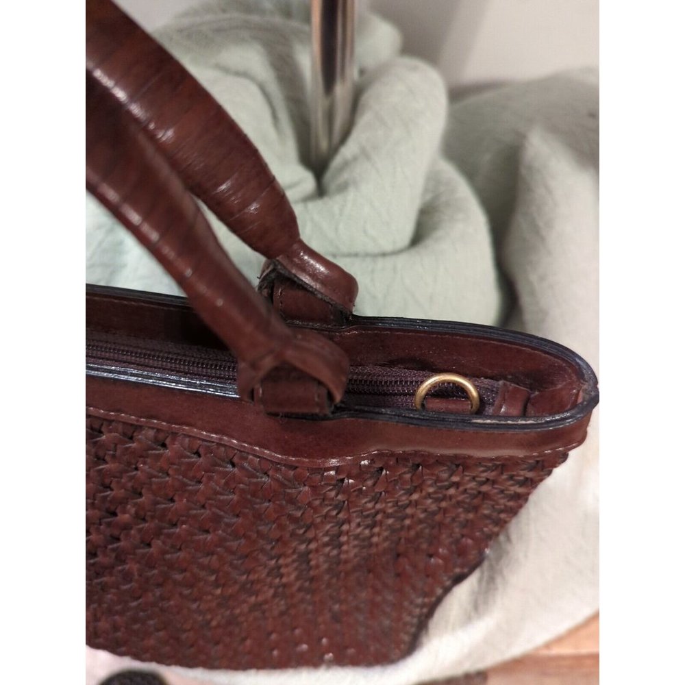 VINTAGE Liz Claiborne Basket Weave Woven Brown Shoulder Purse Bag! - Picture 3 of 8